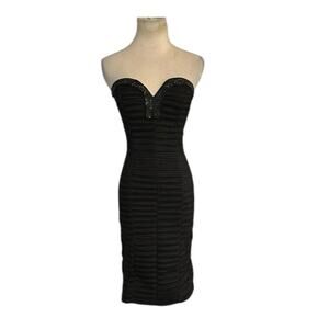 Daisy black embellished sweetheart neck line sheath cocktail dress size Small